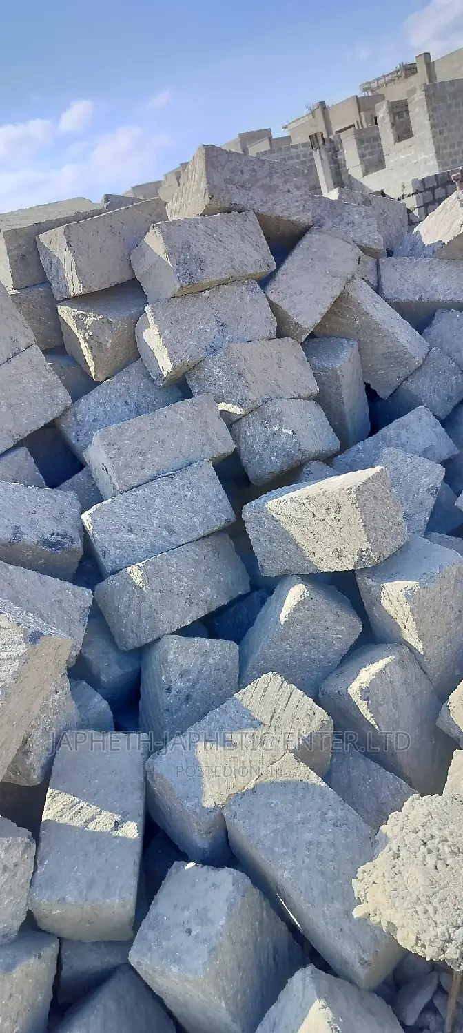 Ndarugo Stones, Machine Cut Stones