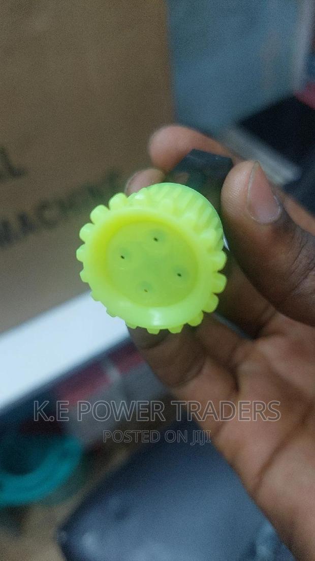 Manual and Battery Powered 2 in 1 Knapsack Sprayer - thumbnail 3