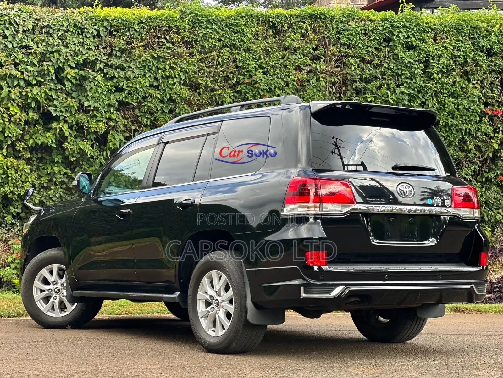 Toyota Land Cruiser 2016 Black