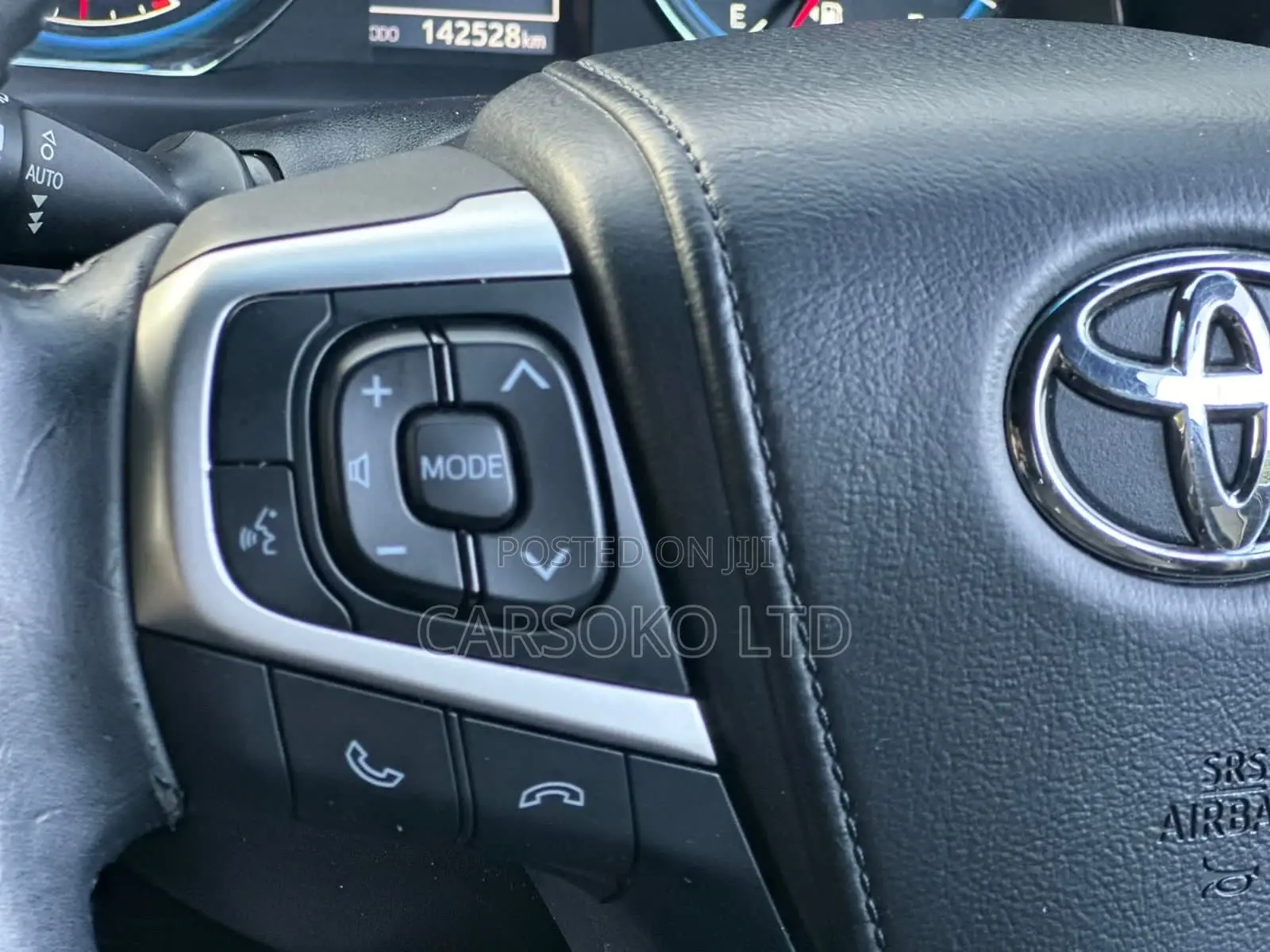 Toyota Harrier 2.0 2016 Black