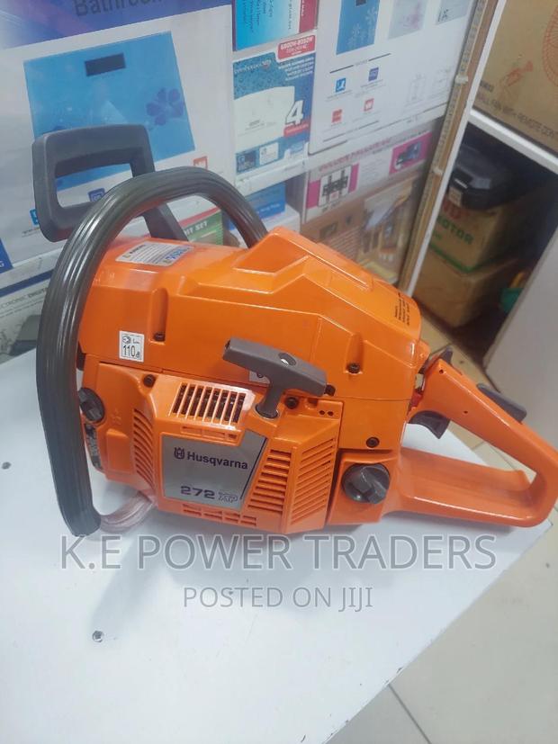 Gasoline Powersaw Machine / Husqvarna 272xp - main view