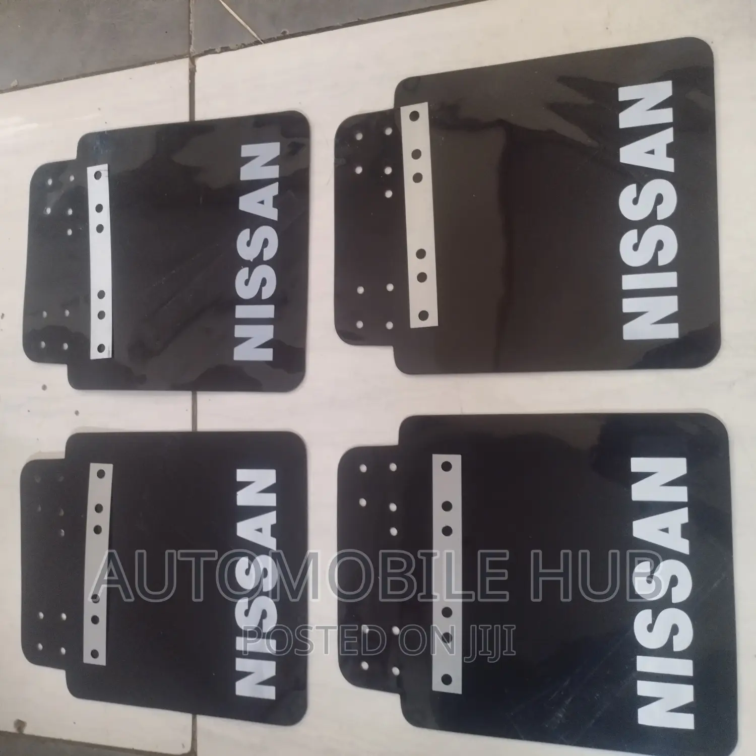 Quality Nissan Mudflaps Mudguards Mudsplash 4pcs