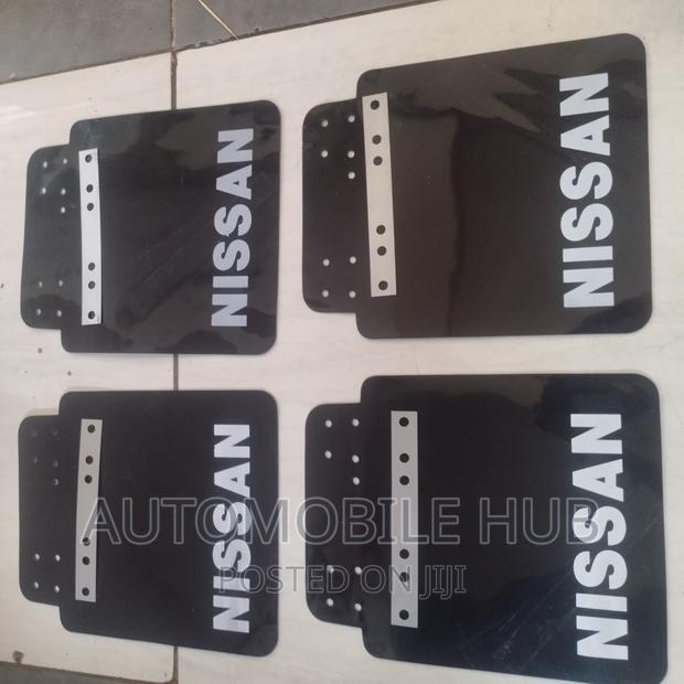 Quality Nissan Mudflaps Mudguards Mudsplash 4pcs