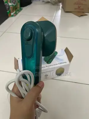 Iron Box ,Steam Portable Iron Hand Held Iron.