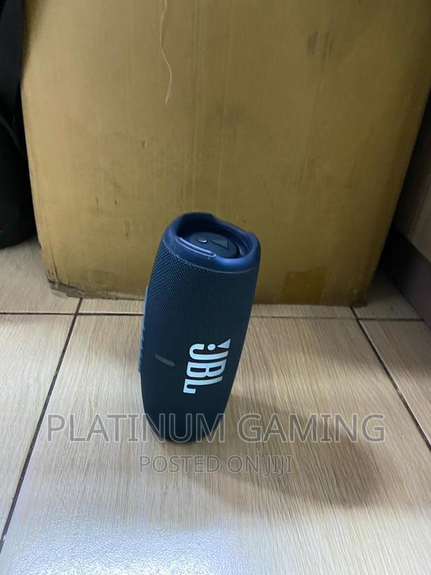 Blue JBL Charge 5 (Ex-Uk) - thumbnail 3