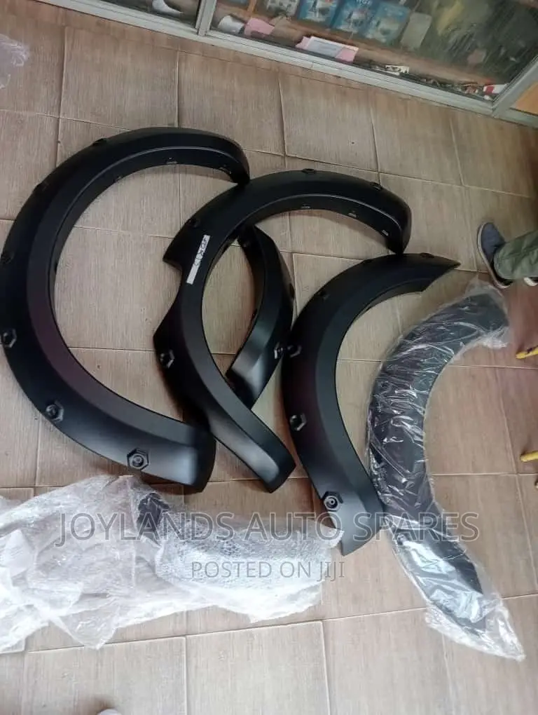 Ford Ranger T6 Fender Flares/Fender Trims