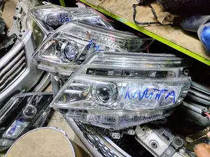 Voxy 2014/2015/2016/2017/2018/New Model Headlight Xenon