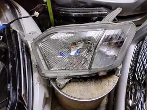Probox 2014/2015/ New Model Headlights