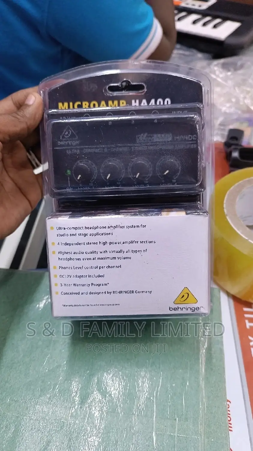 Behringer Headphones Amplifier
