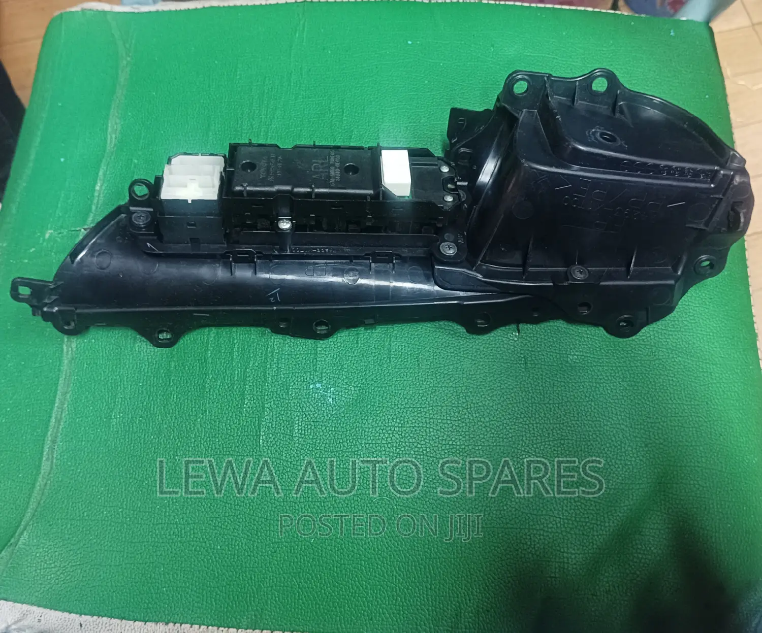 Power Window Switch For Toyota – Ex Japan – Nairobi Cbd