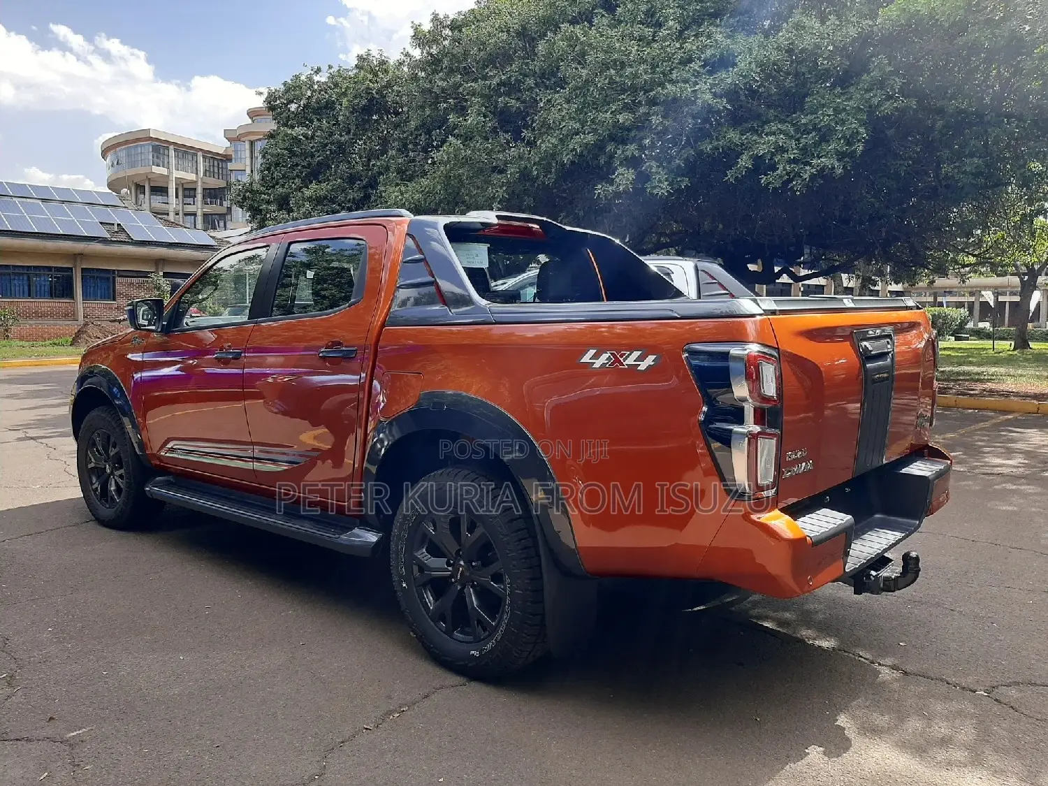 New Isuzu D-MAX 2024 Orange
