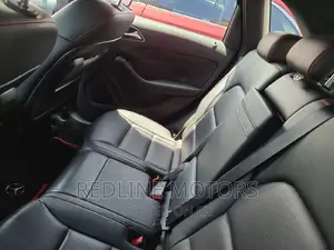 Mercedes-Benz B-Class Base B 250e 2016 Black