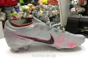 Nike Mercurial Vapor Football Cleats