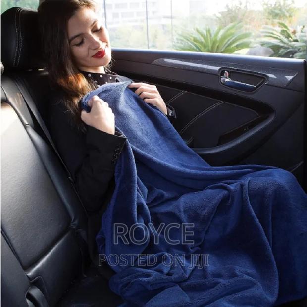 Multipurpose 2 in 1 Travelling Blanket - thumbnail 3