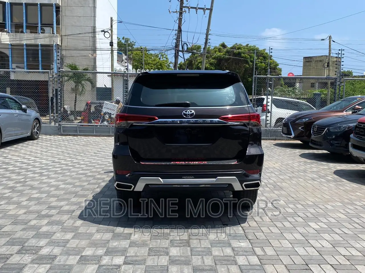 Toyota Fortuner 2.8 D AWD 2016 Black