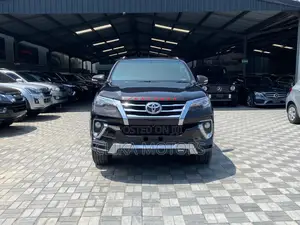 Toyota Fortuner 2.8 D AWD 2016 Black