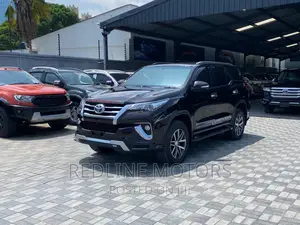 Toyota Fortuner 2.8 D AWD 2016 Black