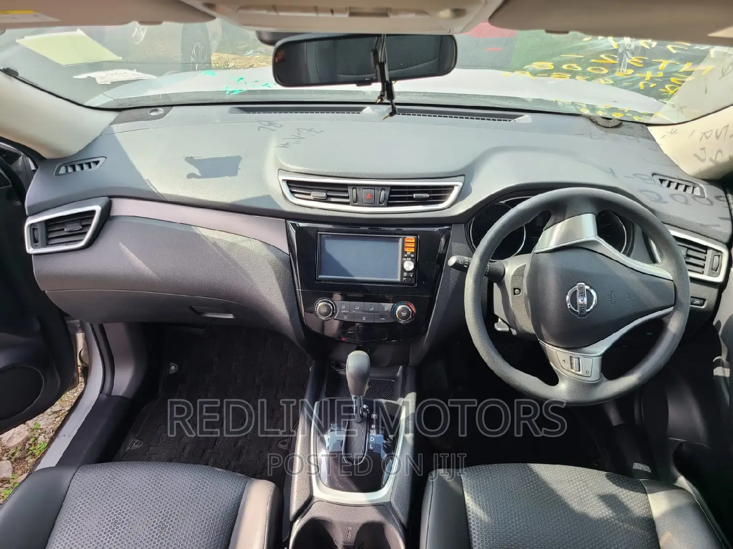 Nissan X-Trail 2.0 Petrol FWD 2016 Silver