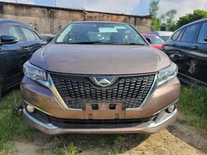 Toyota Premio 1.8 AWD 2016 Gold