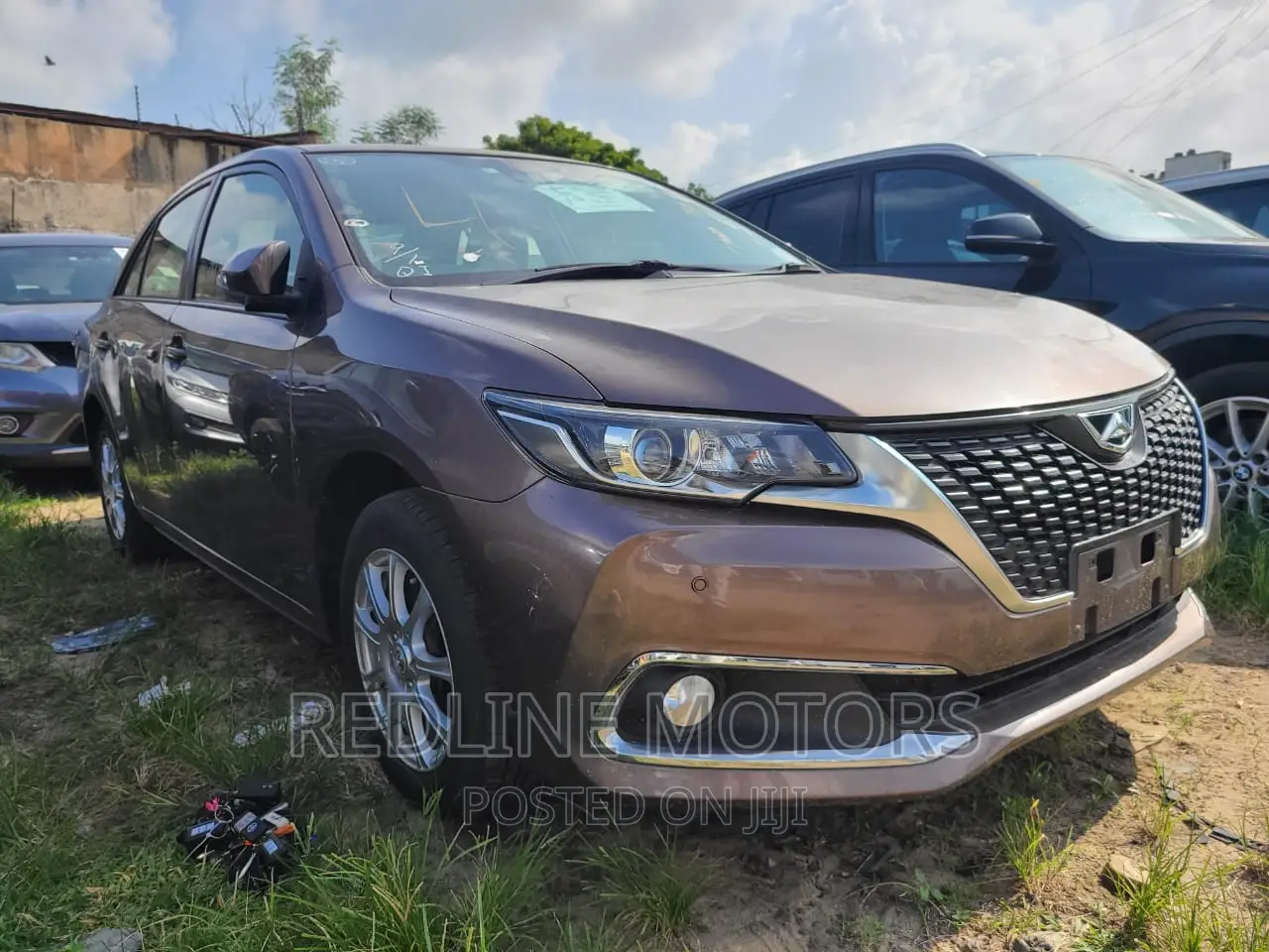 Toyota Premio 1.8 AWD 2016 Gold