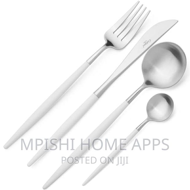 24pcs Cutlery Set White Silver - main view
