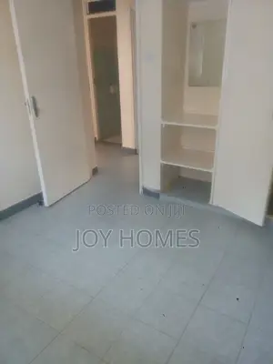 3bdrm Apartment in South C for rent