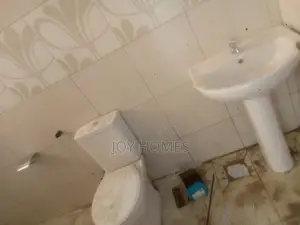 3bdrm Apartment in South C for rent