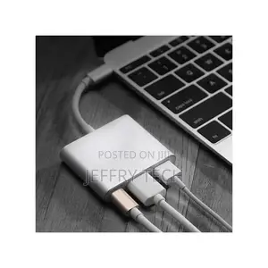Three-in-Onetype-C Mobile Phone to TV Screen Casting Adapter