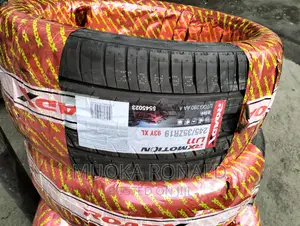 245/35r19 Roadx Tyre