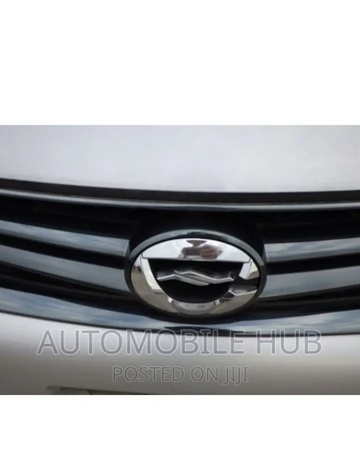 Toyota Corolla/Fielder/Nze Grill Emblem