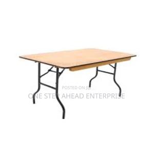 Lightweight Camping Table - thumbnail 2