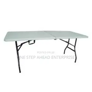 *Easy to Carry Folding Camping Table