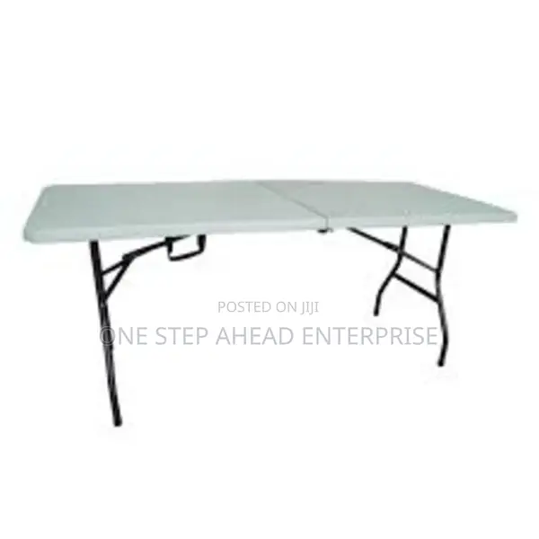 *Easy to Carry Folding Camping Table