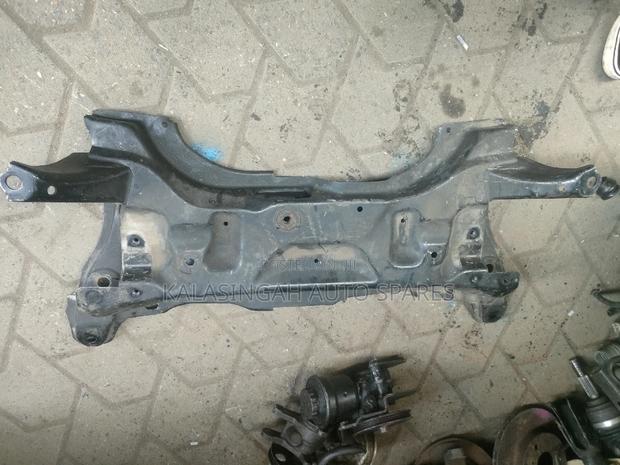 Cross Member Ractis Belta Nze Probox - main view