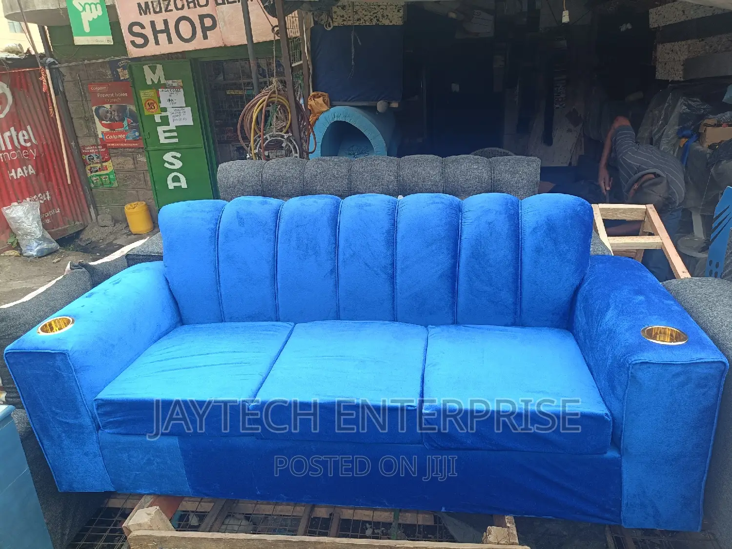 New 3 Seater