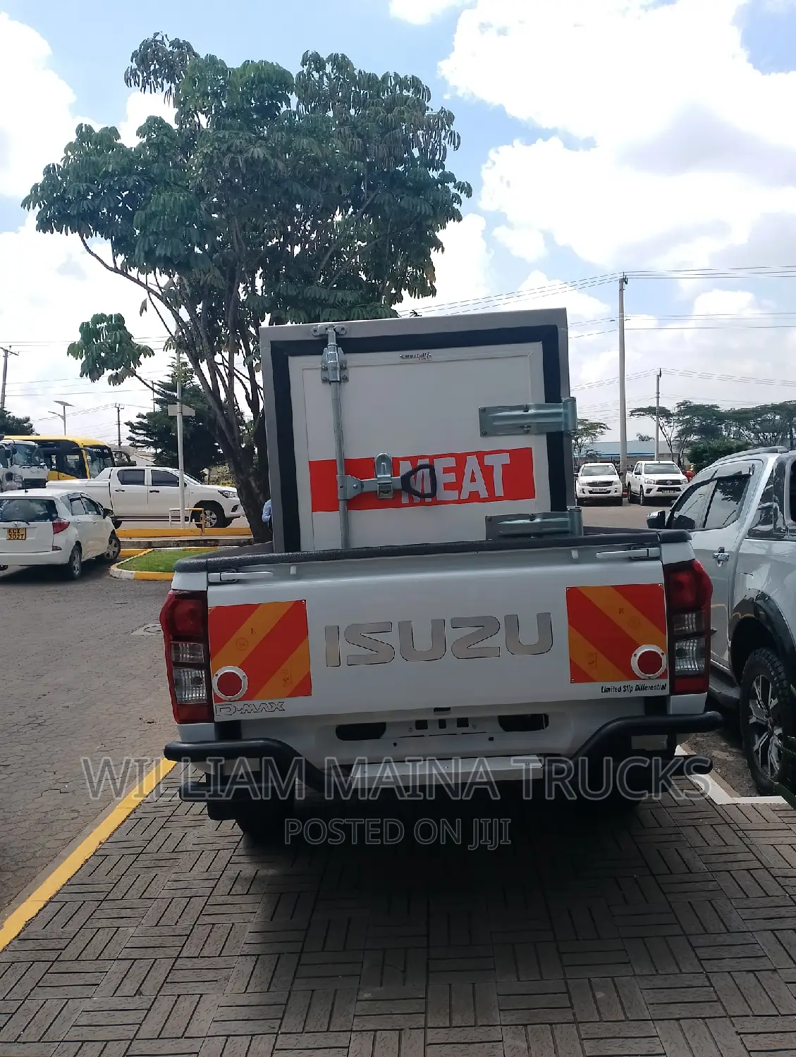 New Isuzu D-MAX 2023 White