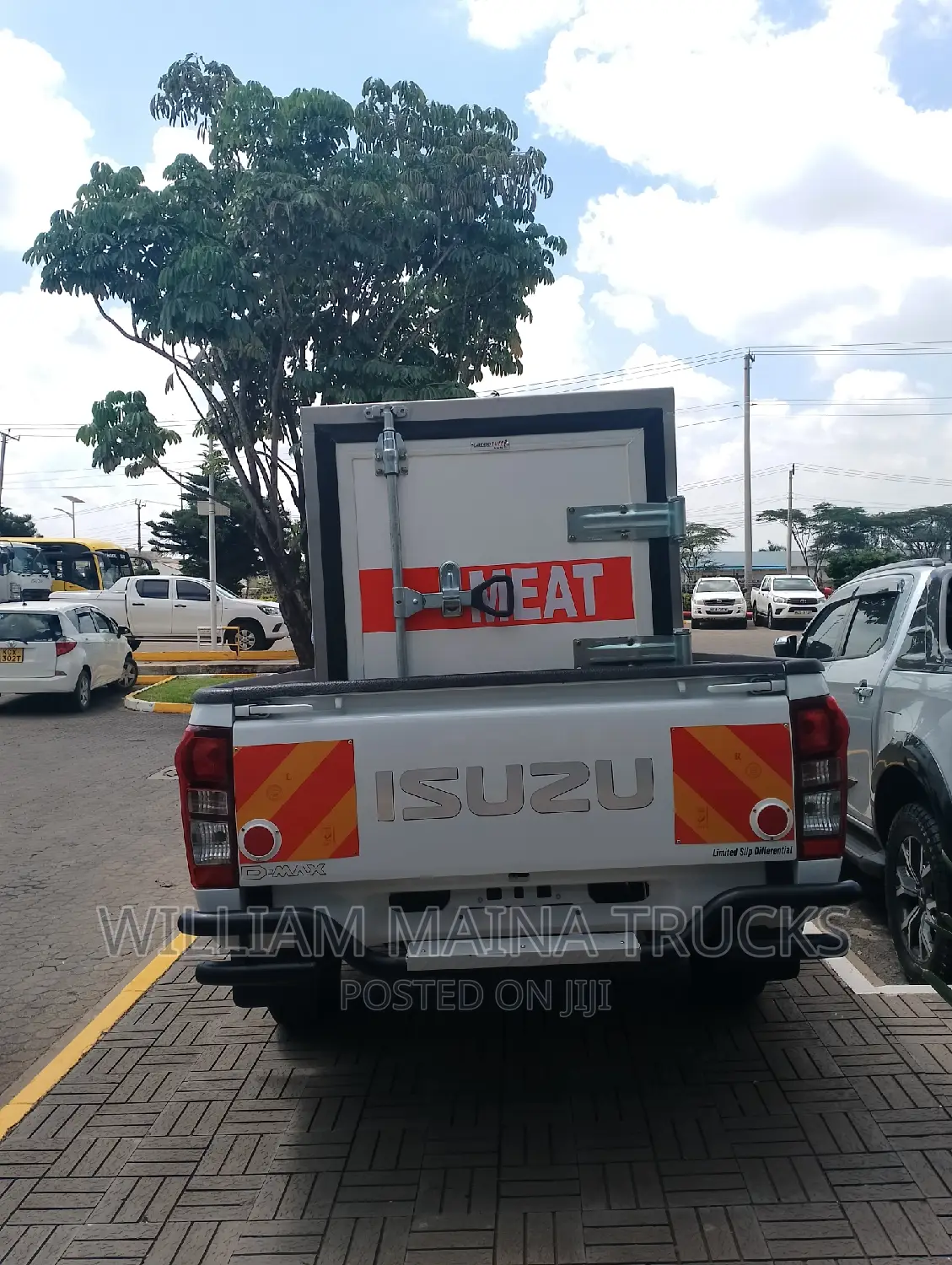 New Isuzu D-MAX 2023 White