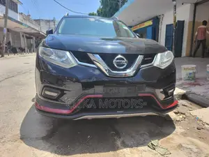 New 2018 Nissan X-Trail 2.0 Hybrid AWD: Black Edition, All-Wheel Drive