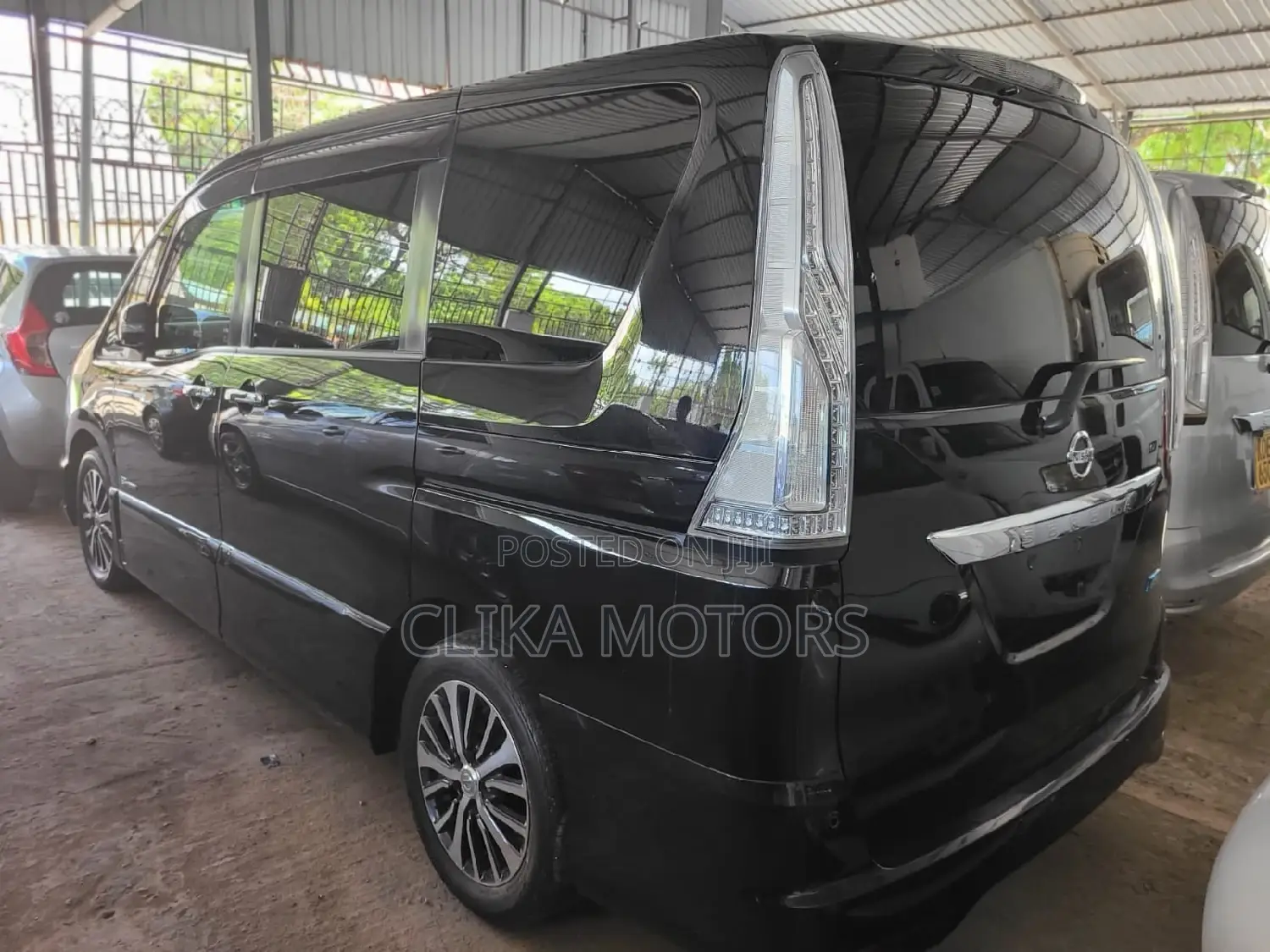 Nissan Serena 2020 Black