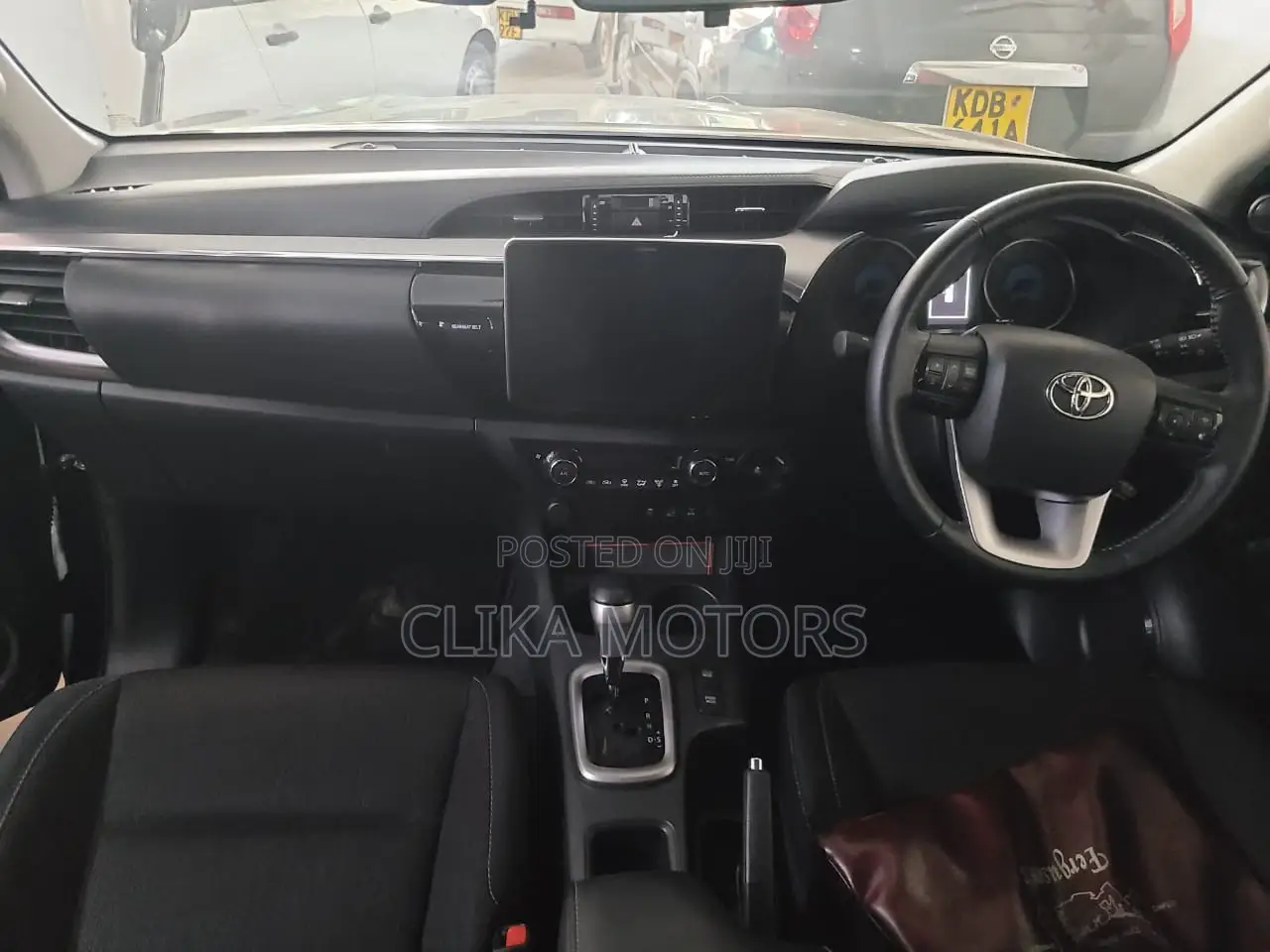 Toyota Hilux 2018 Black
