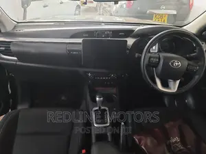 Toyota Hilux 2018 Black