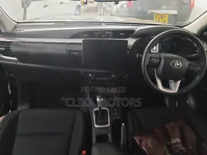Toyota Hilux 2018 Black