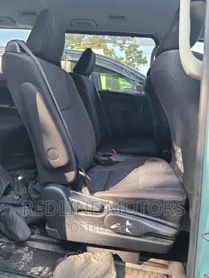 Toyota Voxy 2016 Blue