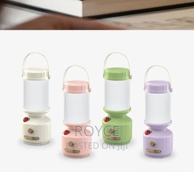 Vintage Camping Lantern - thumbnail 3