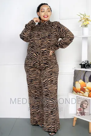 Stylish 2pc Trouser Set/Event Suits