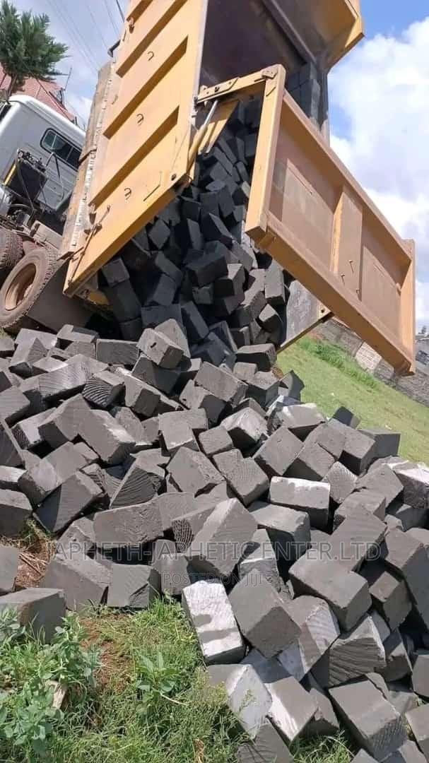 Walling Stones, Machine Cut  - main view