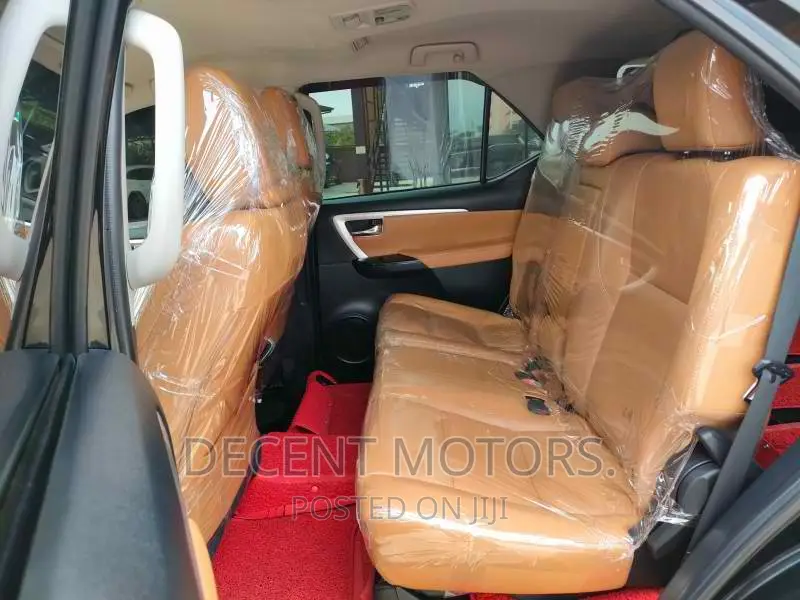 Toyota Fortuner 2.8 D AWD 2018 Black