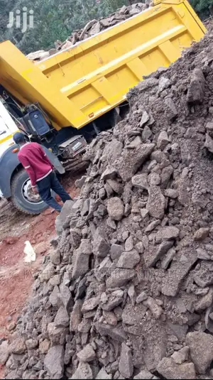 Chipping, Hardcore Quarry Waste/Mchongo,