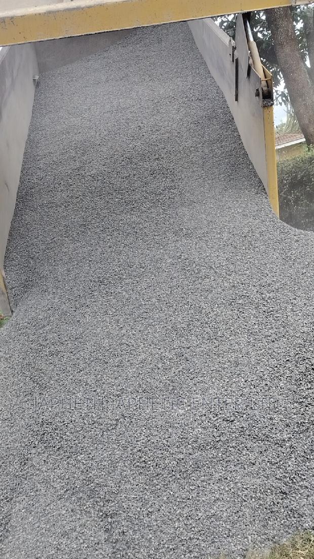 Chipping, Hardcore Quarry Waste/Mchongo, - thumbnail 3