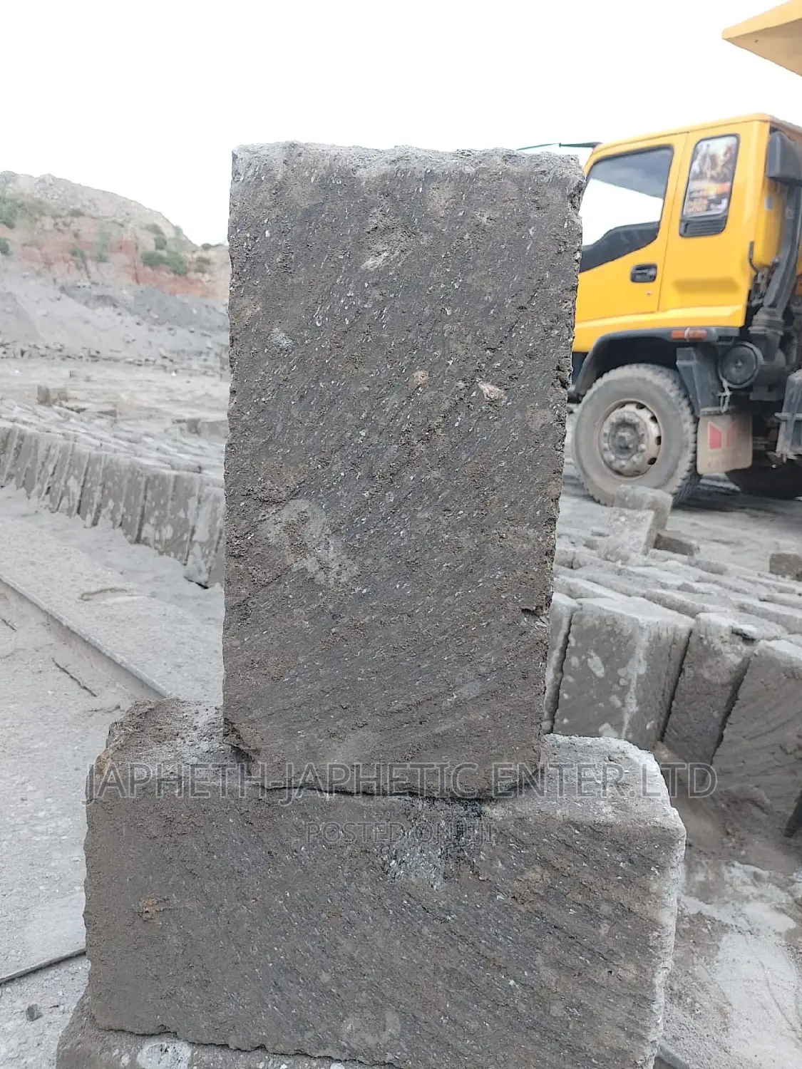 Ndarugo Za Walling(Walling Machine Cut Stones)